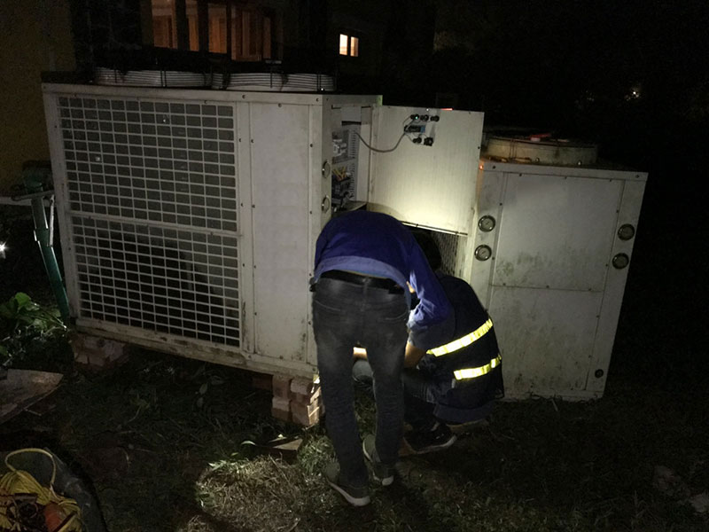 Dịch vụ sửa chữa Máy nước nóng bơm nhiệt tại Hà Nội